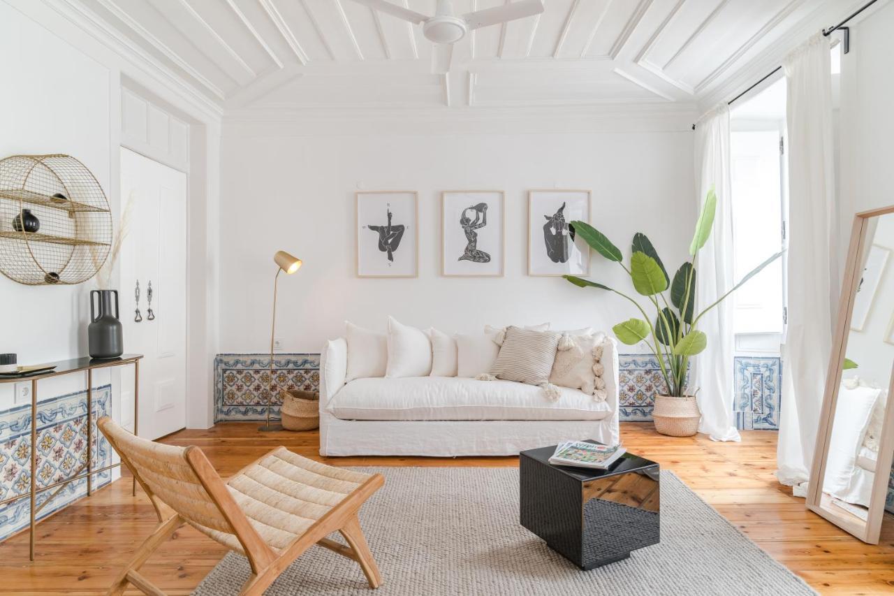 Casa Boma Lisboa - Typical And Spacious Apartment - Lapa II Exterior photo