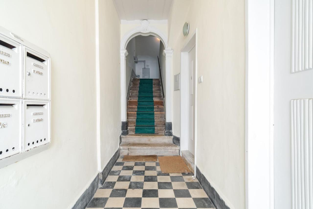 Casa Boma Lisboa - Typical And Spacious Apartment - Lapa II Exterior photo